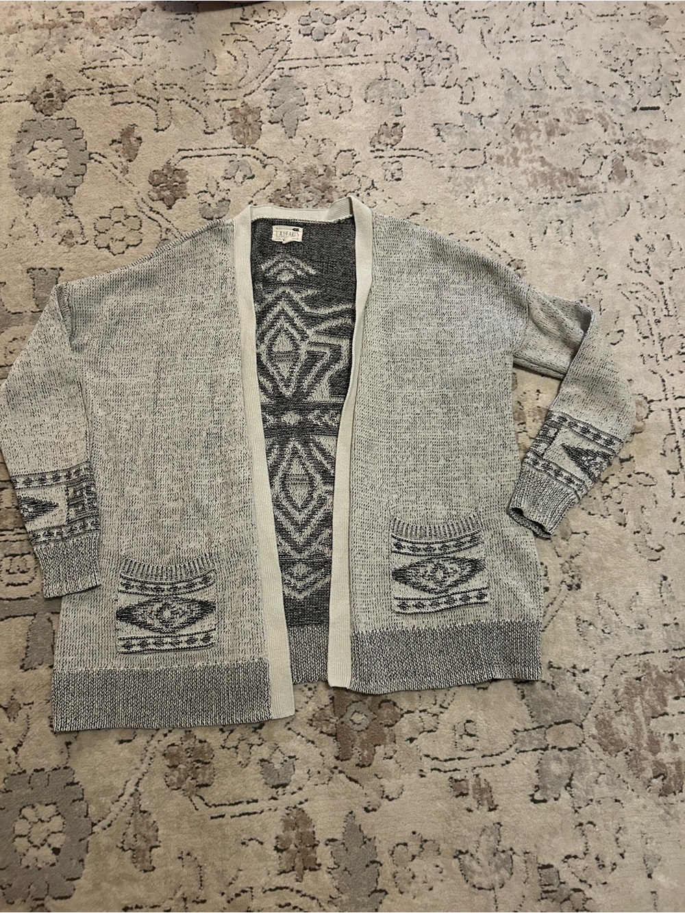La Hearts Gray Open-Front Patterned Cardigan